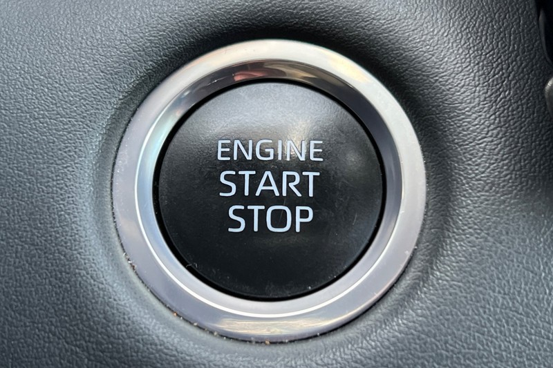 Toyota Highlander Vehicle Full-screen Gallery Image 23