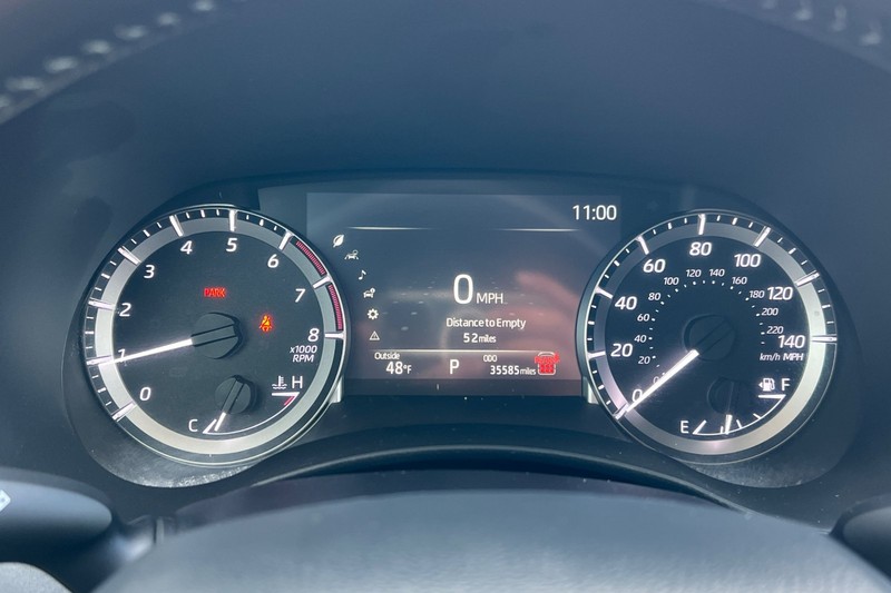 Toyota Highlander Vehicle Full-screen Gallery Image 25