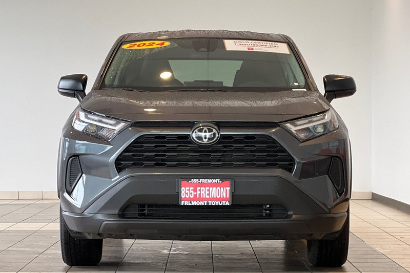 Toyota RAV4 Vehicle Full-screen Gallery Image 09