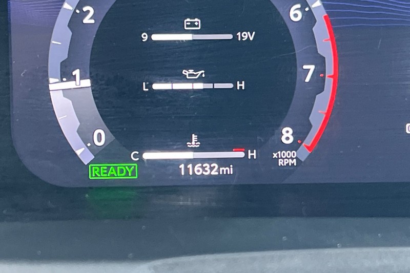 Toyota Tacoma 4WD Vehicle Full-screen Gallery Image 24