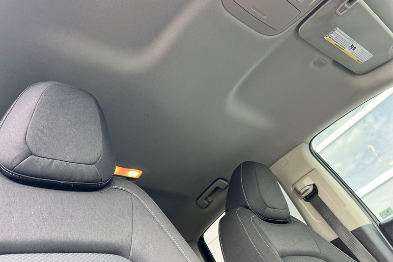 Chevrolet Colorado Vehicle Full-screen Gallery Image 16