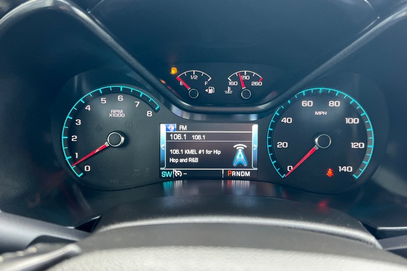 Chevrolet Colorado Vehicle Full-screen Gallery Image 22