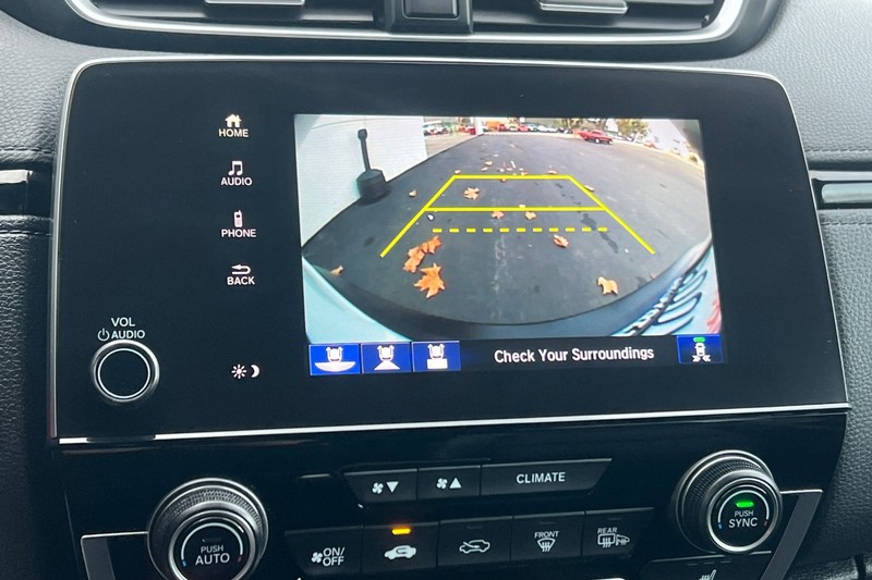 Honda CR-V Vehicle Full-screen Gallery Image 19