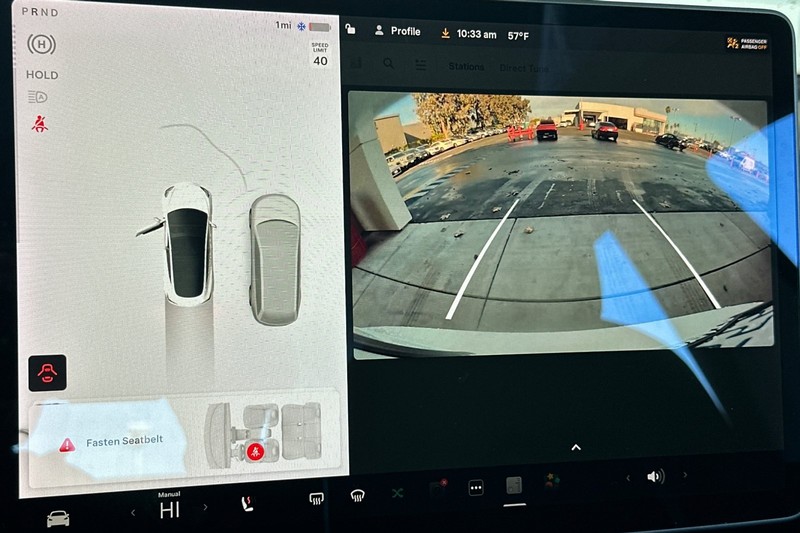 Tesla Model 3 Vehicle Full-screen Gallery Image 19