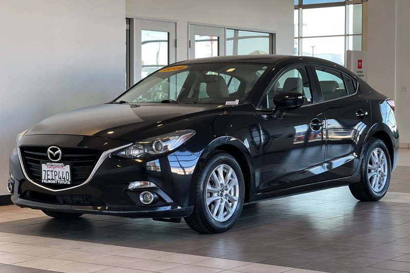 Mazda Mazda3 Sedan Vehicle Full-screen Gallery Image 08