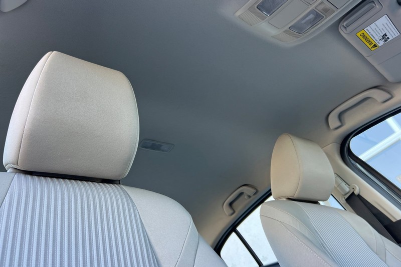 Mazda Mazda3 Sedan Vehicle Full-screen Gallery Image 16