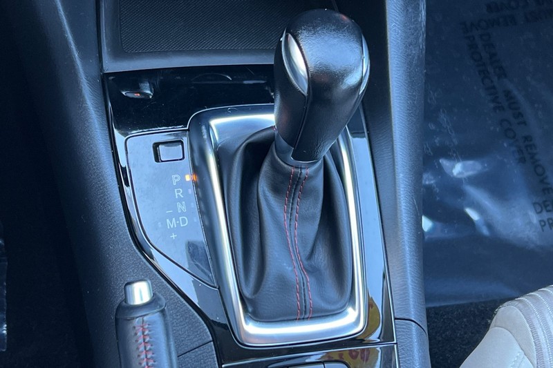 Mazda Mazda3 Sedan Vehicle Full-screen Gallery Image 21