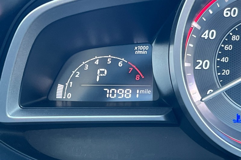 Mazda Mazda3 Sedan Vehicle Full-screen Gallery Image 25