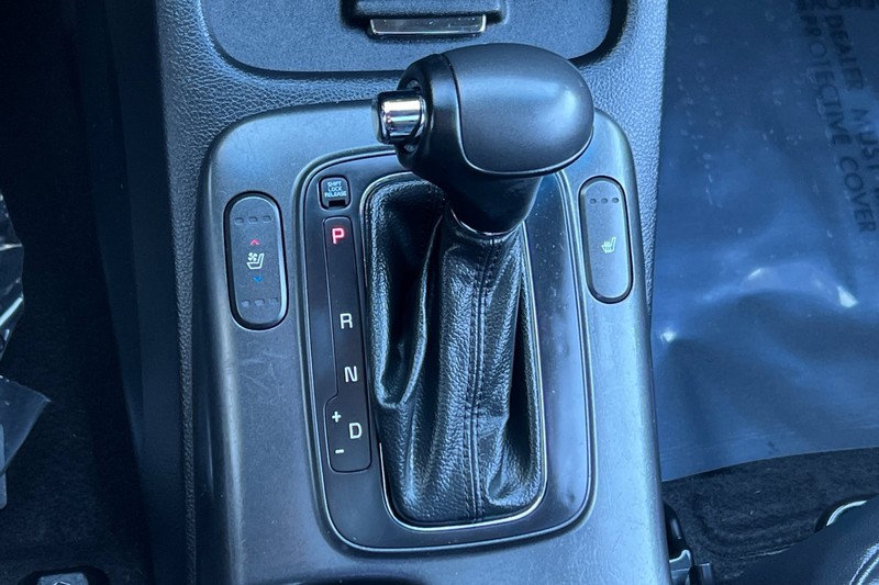 Kia Forte Vehicle Full-screen Gallery Image 21