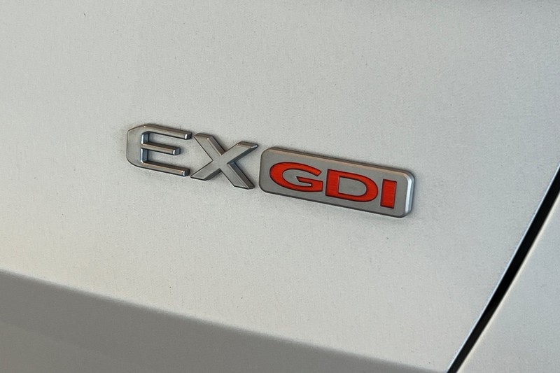 Kia Forte Vehicle Full-screen Gallery Image 27