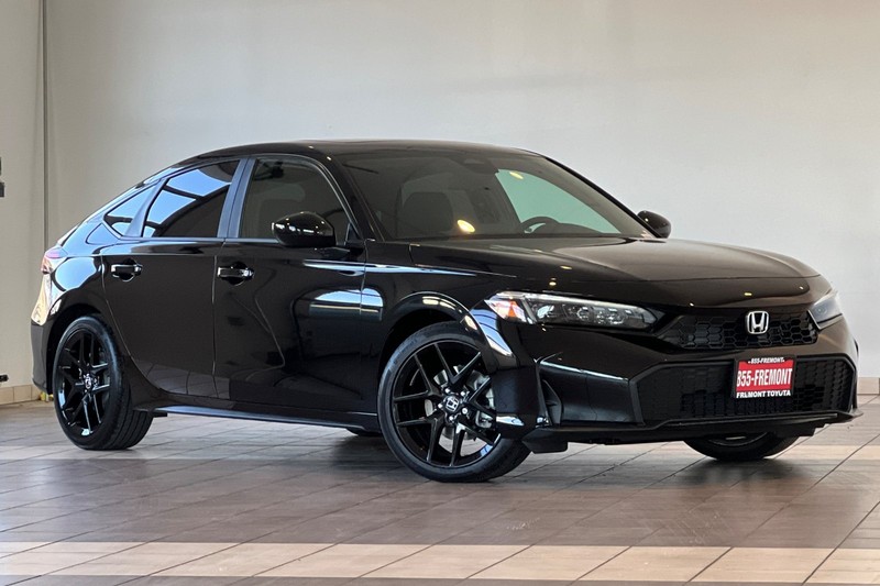 Honda Civic Hatchback Hybrid Vehicle Full-screen Gallery Image 02