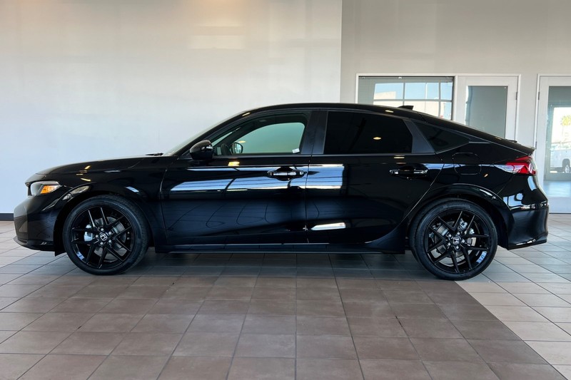 Honda Civic Hatchback Hybrid Vehicle Full-screen Gallery Image 07