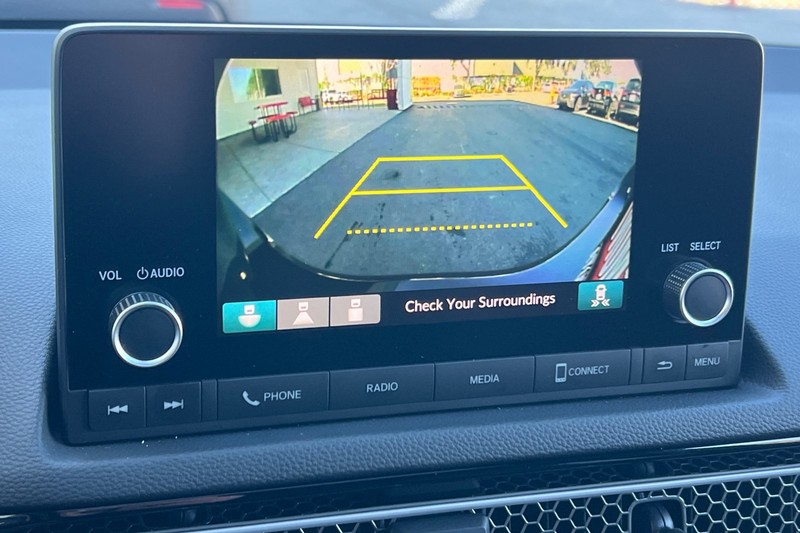 Honda Civic Hatchback Hybrid Vehicle Full-screen Gallery Image 18