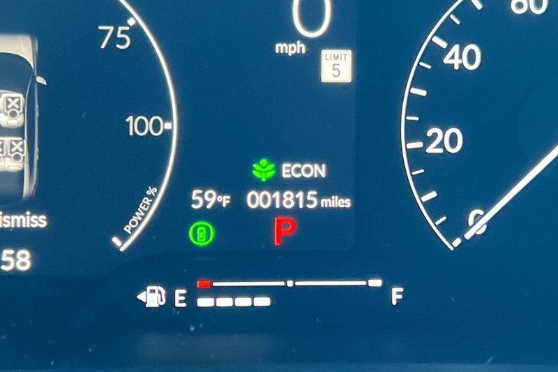 Honda Civic Hatchback Hybrid Vehicle Full-screen Gallery Image 24