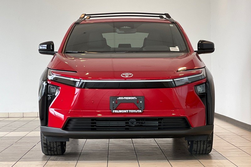 Toyota bZ Vehicle Full-screen Gallery Image 03