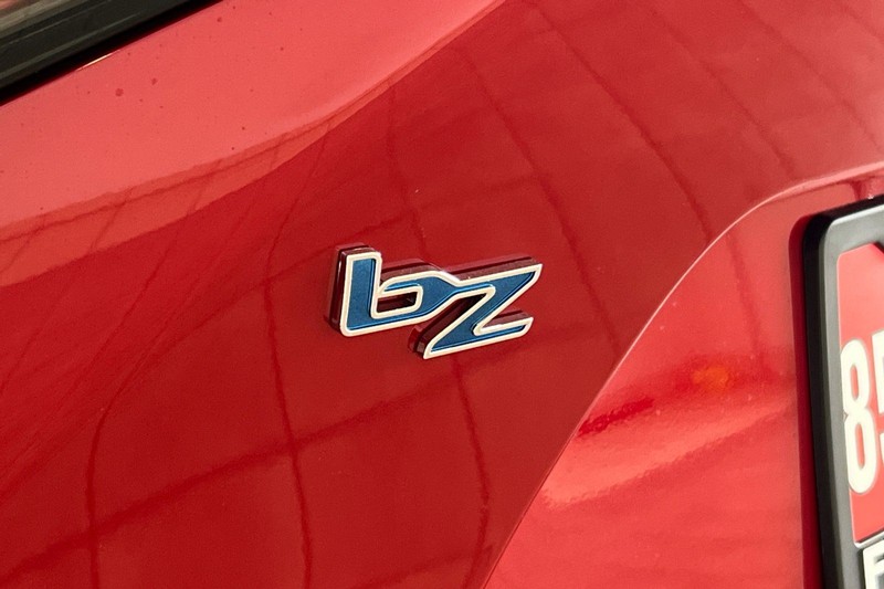 Toyota bZ Vehicle Full-screen Gallery Image 07