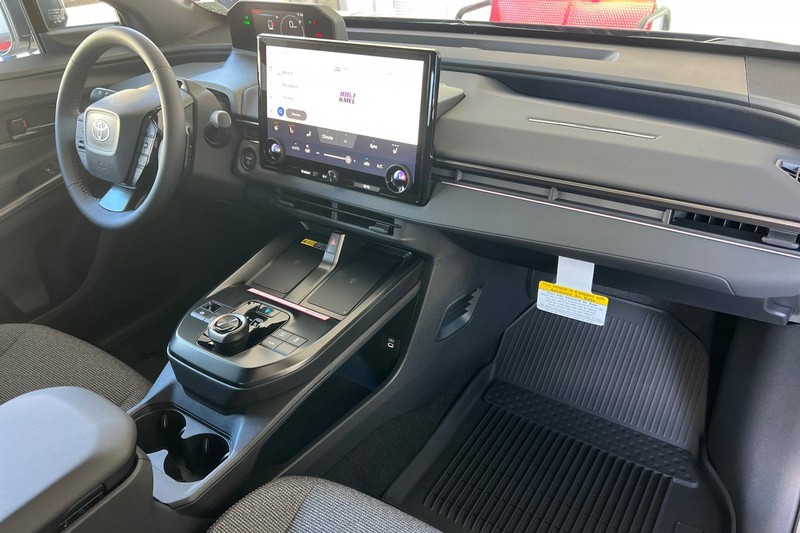 Toyota bZ Vehicle Full-screen Gallery Image 14