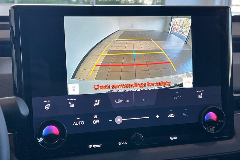 Toyota bZ Vehicle Full-screen Gallery Image 17