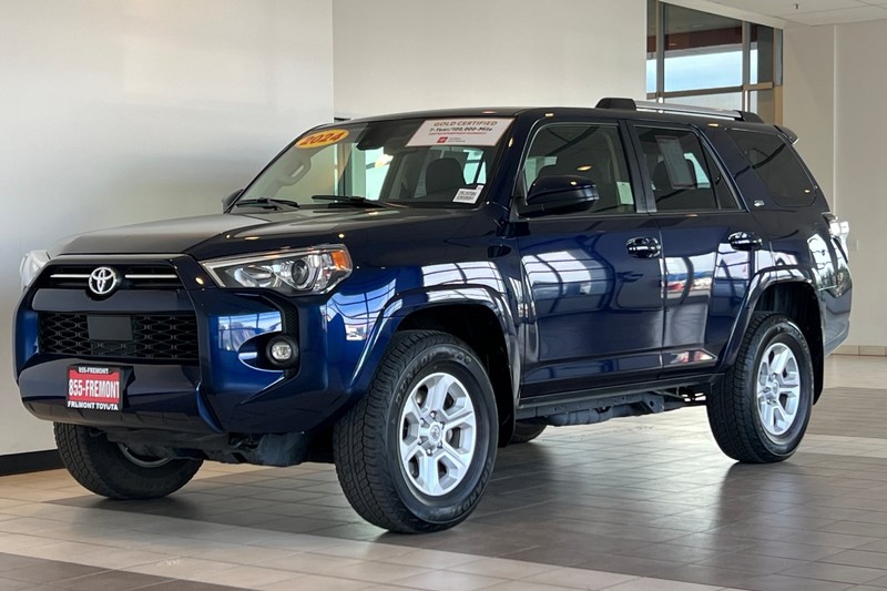 Toyota 4Runner Vehicle Full-screen Gallery Image 08