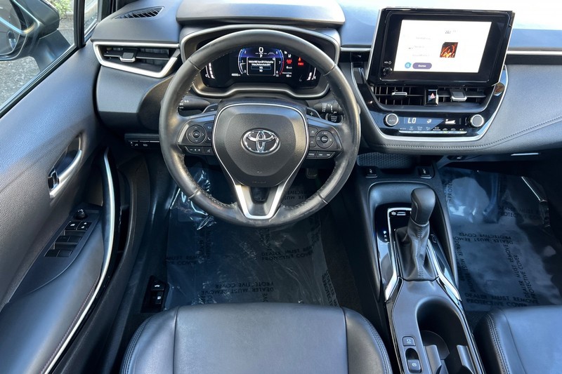 Toyota Corolla Vehicle Full-screen Gallery Image 14
