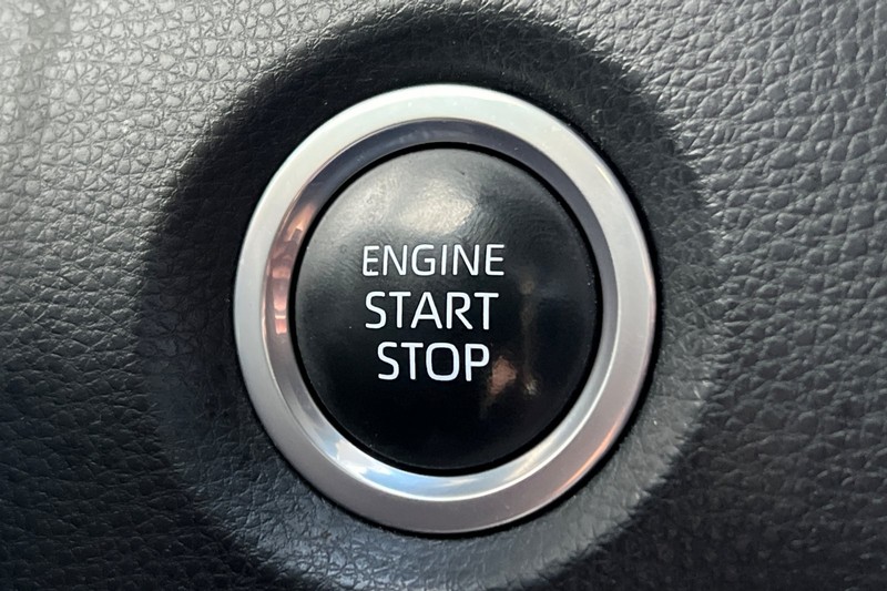 Toyota Corolla Vehicle Full-screen Gallery Image 21