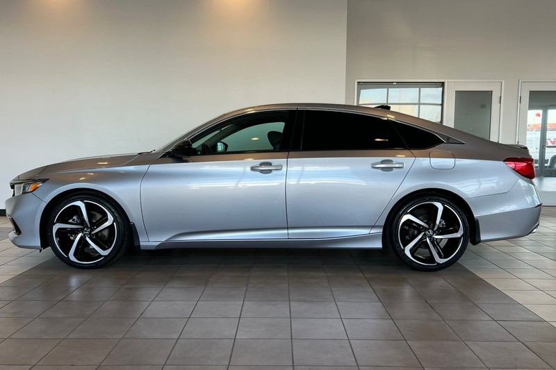 Honda Accord Sedan Vehicle Full-screen Gallery Image 07