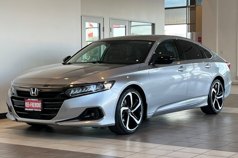 Honda Accord Sedan Vehicle Full-screen Gallery Image 08