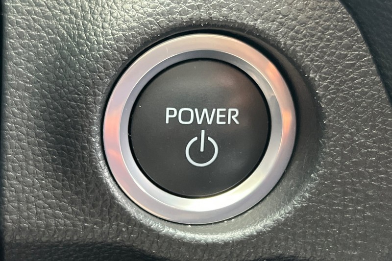 Toyota RAV4 Prime Vehicle Full-screen Gallery Image 22