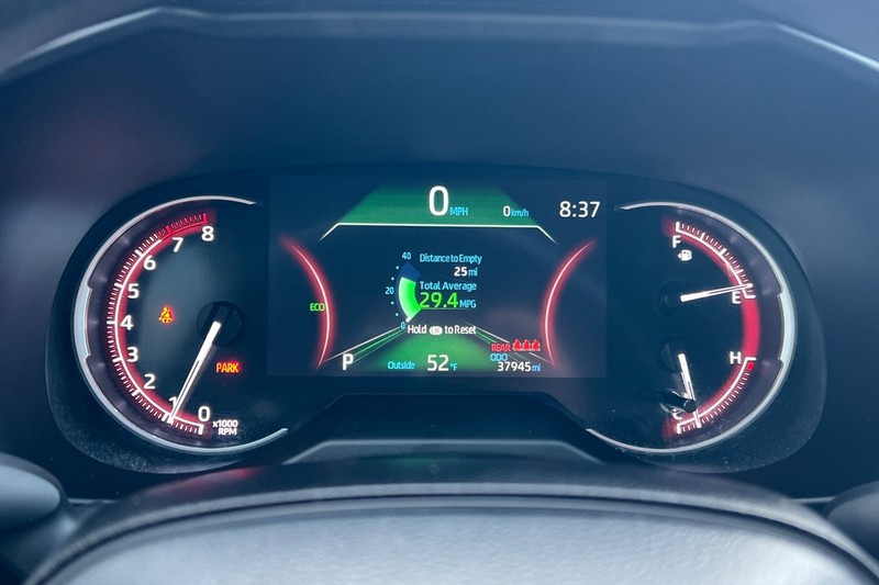 Toyota RAV4 Vehicle Full-screen Gallery Image 23