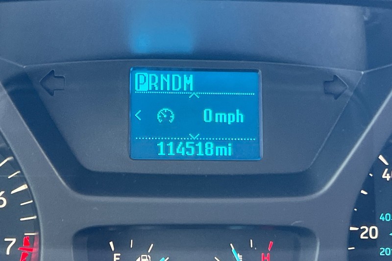 Ford Transit Wagon Vehicle Full-screen Gallery Image 25