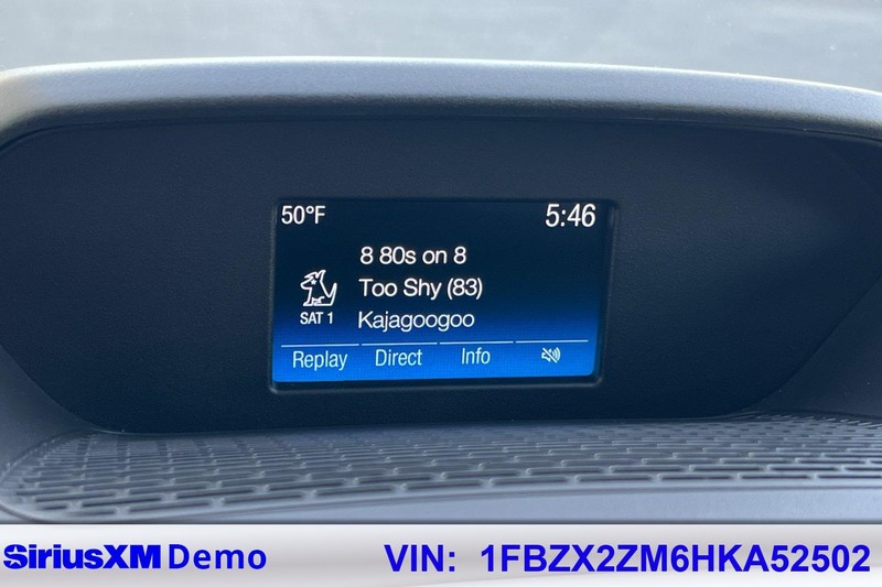 Ford Transit Wagon Vehicle Full-screen Gallery Image 28