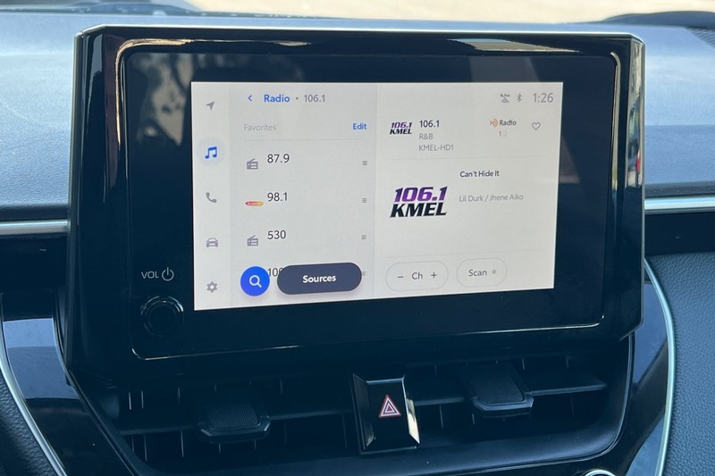 Toyota Corolla Vehicle Full-screen Gallery Image 17