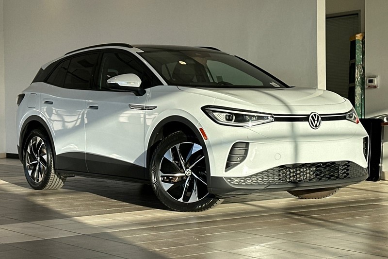 Volkswagen ID.4 Vehicle Full-screen Gallery Image 02