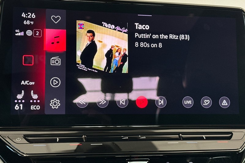 Volkswagen ID.4 Vehicle Full-screen Gallery Image 18