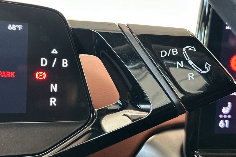 Volkswagen ID.4 Vehicle Full-screen Gallery Image 21