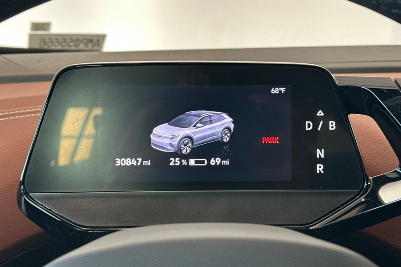 Volkswagen ID.4 Vehicle Full-screen Gallery Image 24