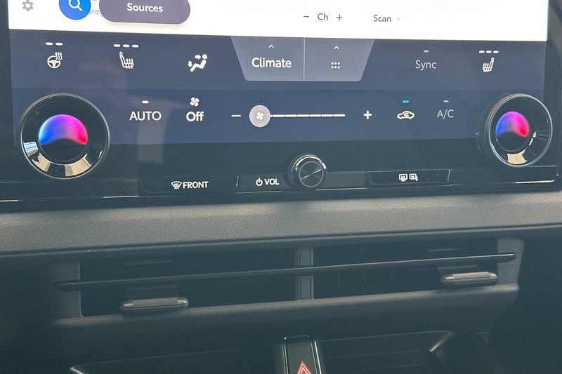 Toyota bZ Vehicle Full-screen Gallery Image 19