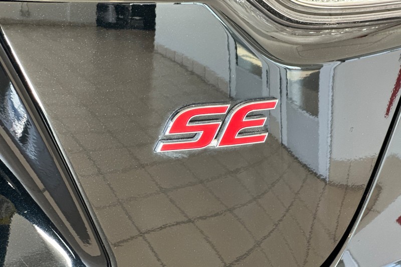 Toyota Corolla Vehicle Full-screen Gallery Image 27