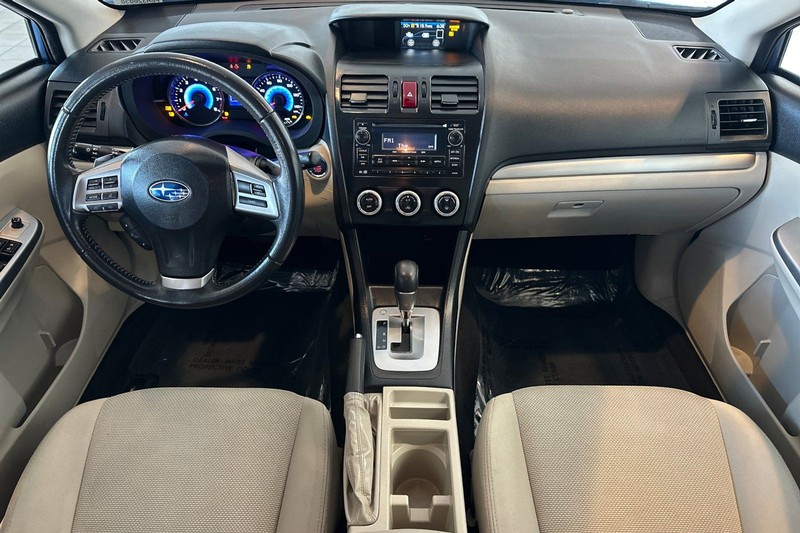 Subaru XV Crosstrek Hybrid Vehicle Full-screen Gallery Image 13