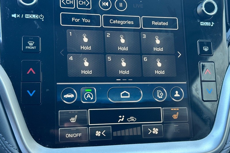 Subaru Outback Vehicle Full-screen Gallery Image 20