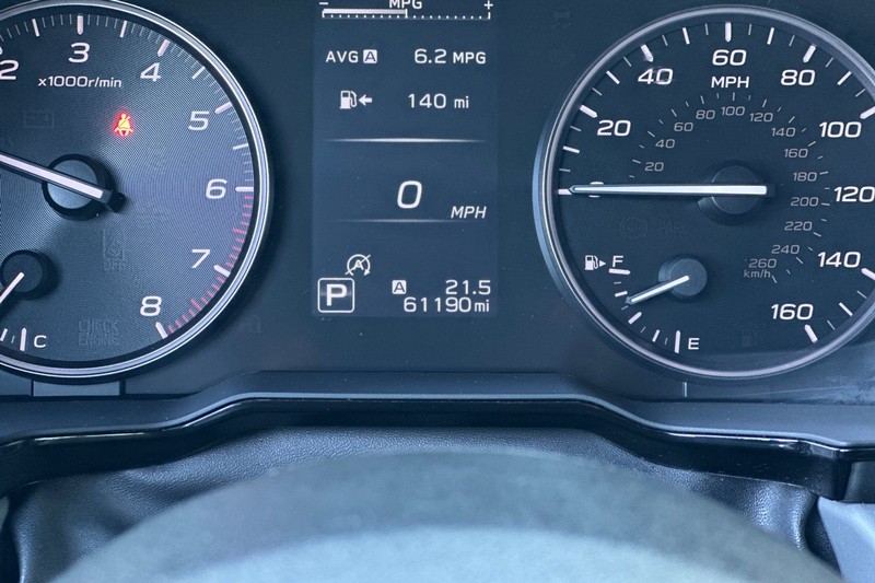 Subaru Outback Vehicle Full-screen Gallery Image 24