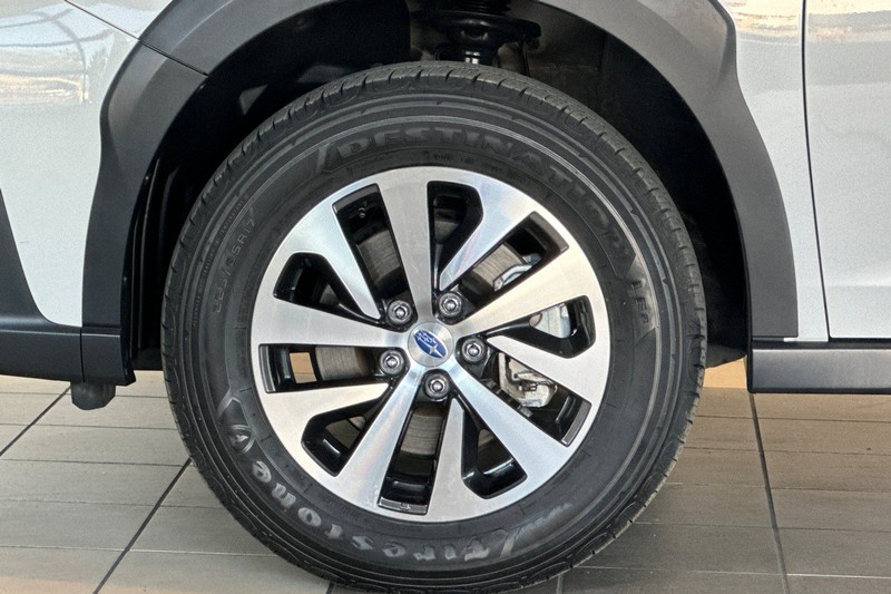 Subaru Outback Vehicle Full-screen Gallery Image 25