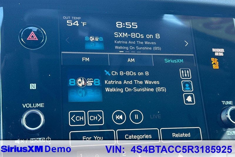 Subaru Outback Vehicle Full-screen Gallery Image 26