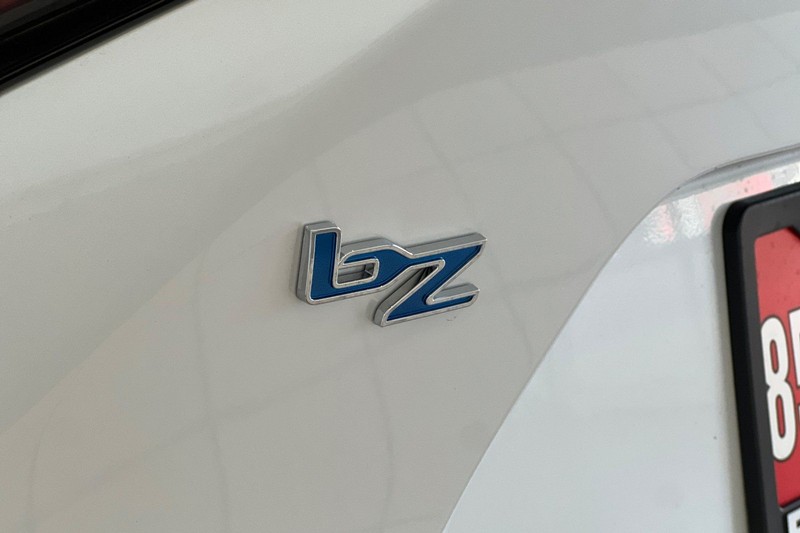 Toyota bZ Vehicle Full-screen Gallery Image 07