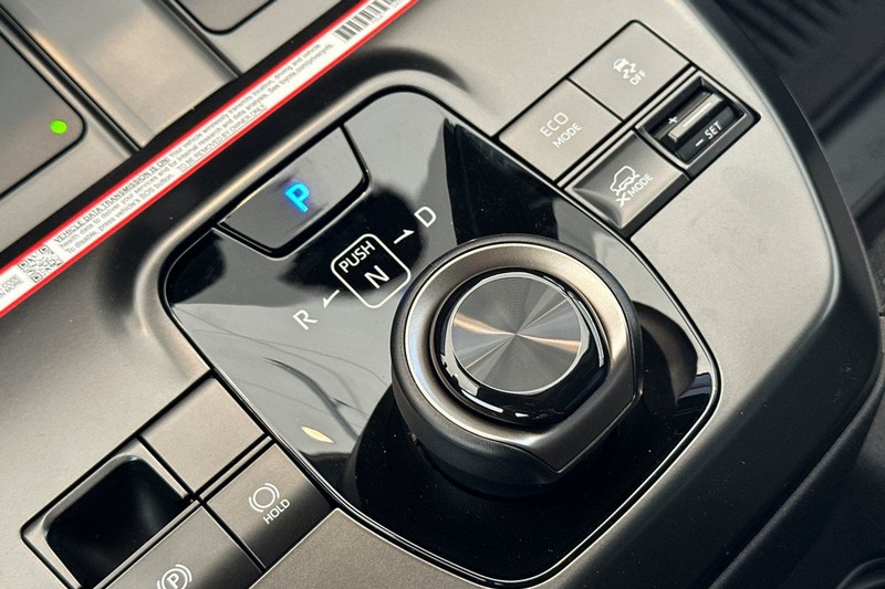 Toyota bZ Vehicle Full-screen Gallery Image 19