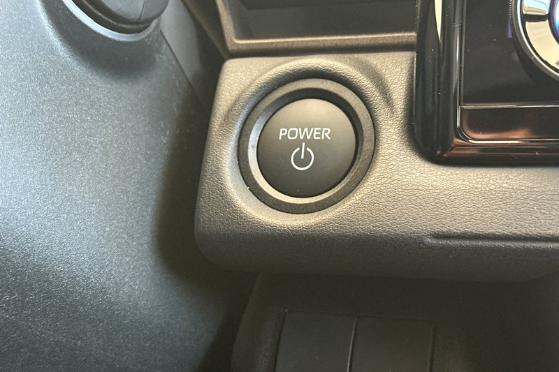 Toyota bZ Vehicle Full-screen Gallery Image 20