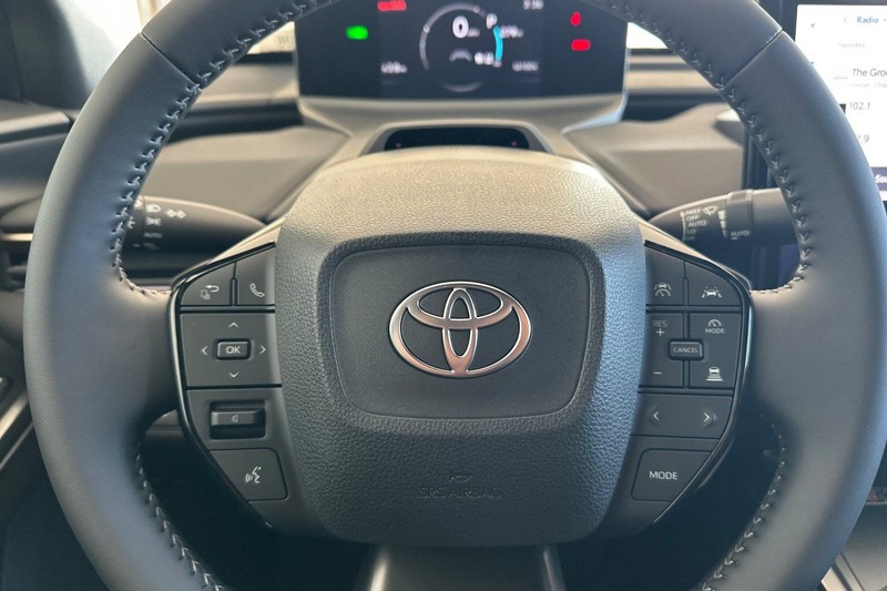 Toyota bZ Vehicle Full-screen Gallery Image 21