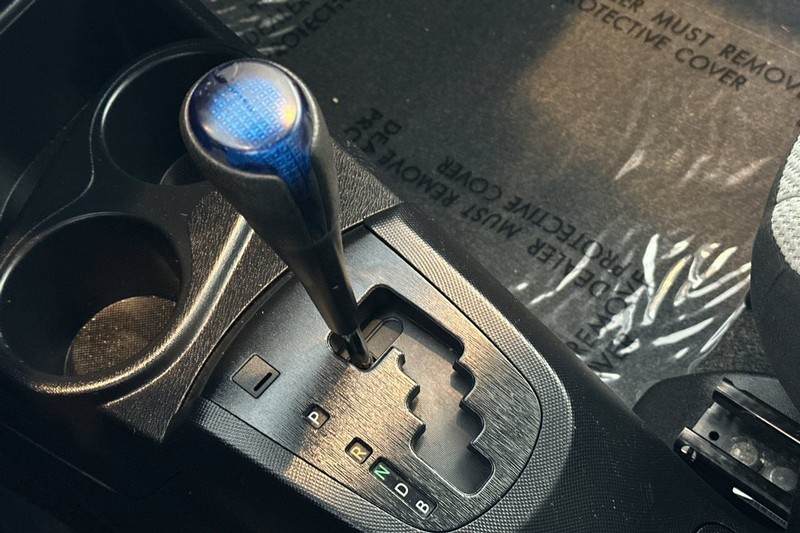 Toyota Prius c Vehicle Full-screen Gallery Image 20