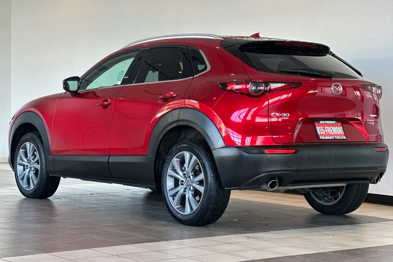 Mazda CX-30 Vehicle Full-screen Gallery Image 06