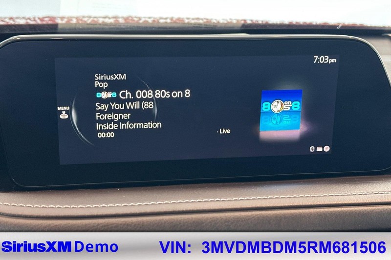 Mazda CX-30 Vehicle Full-screen Gallery Image 29